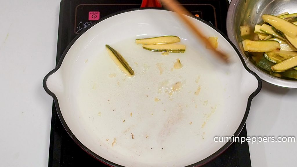 green banana fry | chettinad vazhakkai fry