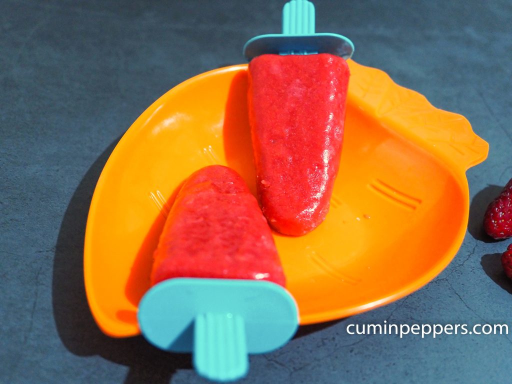 how to make strawberry popsicle